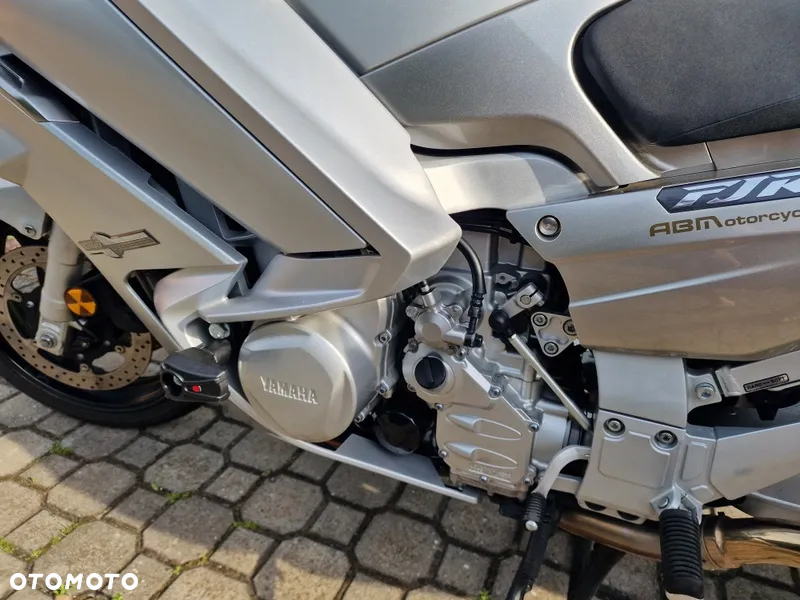 Yamaha FJR - 14