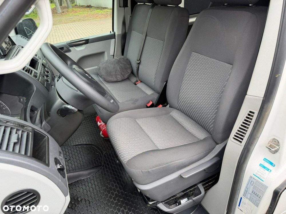Volkswagen Transporter - 23