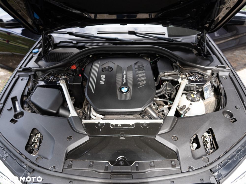 BMW Seria 5 530d xDrive M Sport sport - 39