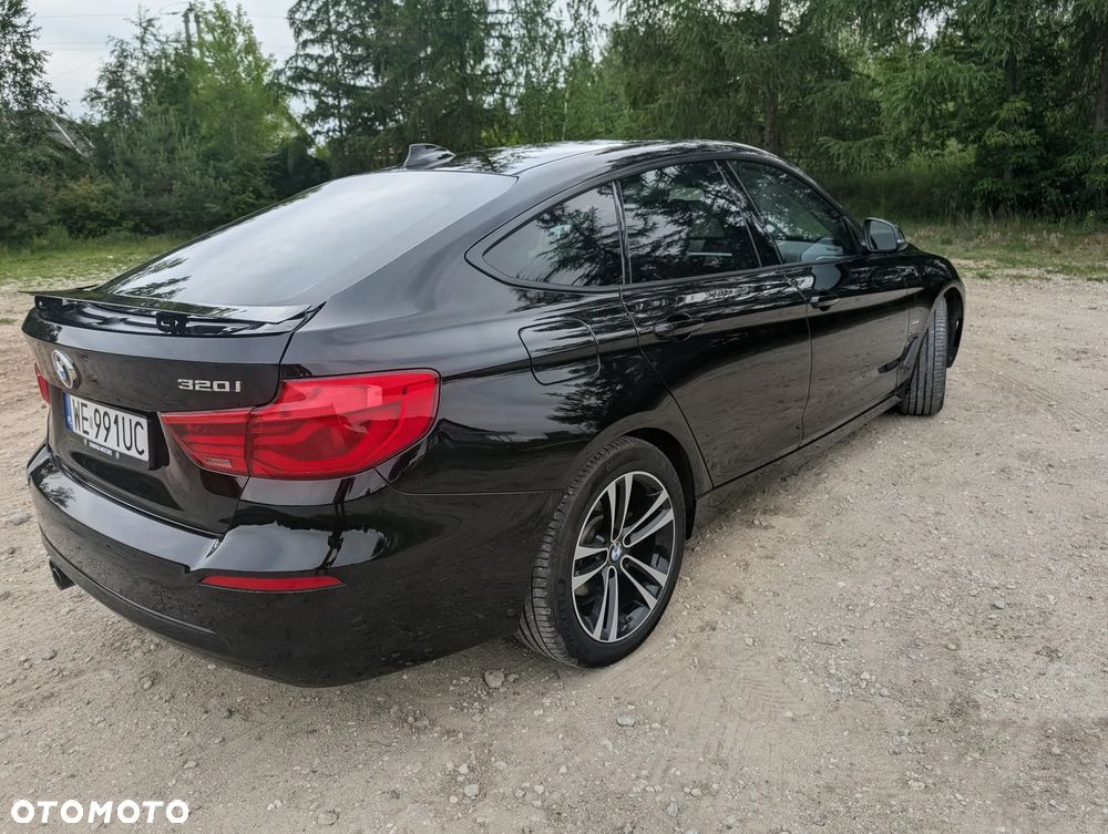 BMW 3GT 320i GPF Sport Line - 9