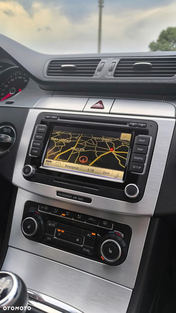 Volkswagen Passat 2.0 TSI Highline - 13