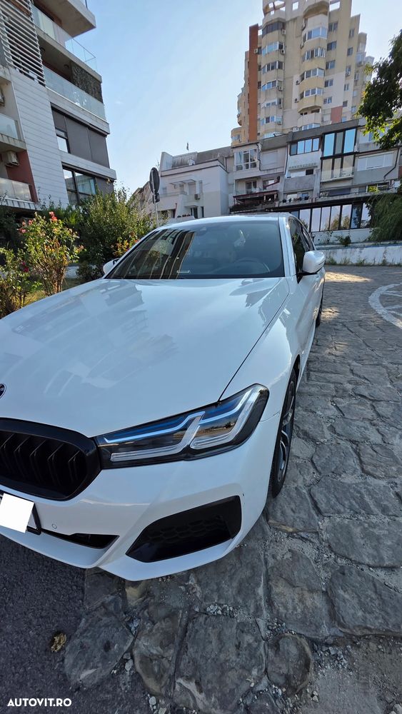 BMW Seria 5 530d xDrive AT MHEV - 4