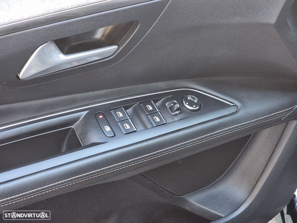 Peugeot 3008 1.5 BlueHDi GT Pack EAT8 - 25