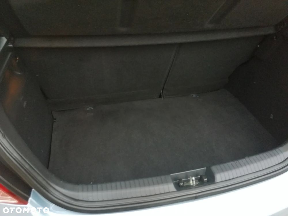 Hyundai i20 1.25 Classic + - 25