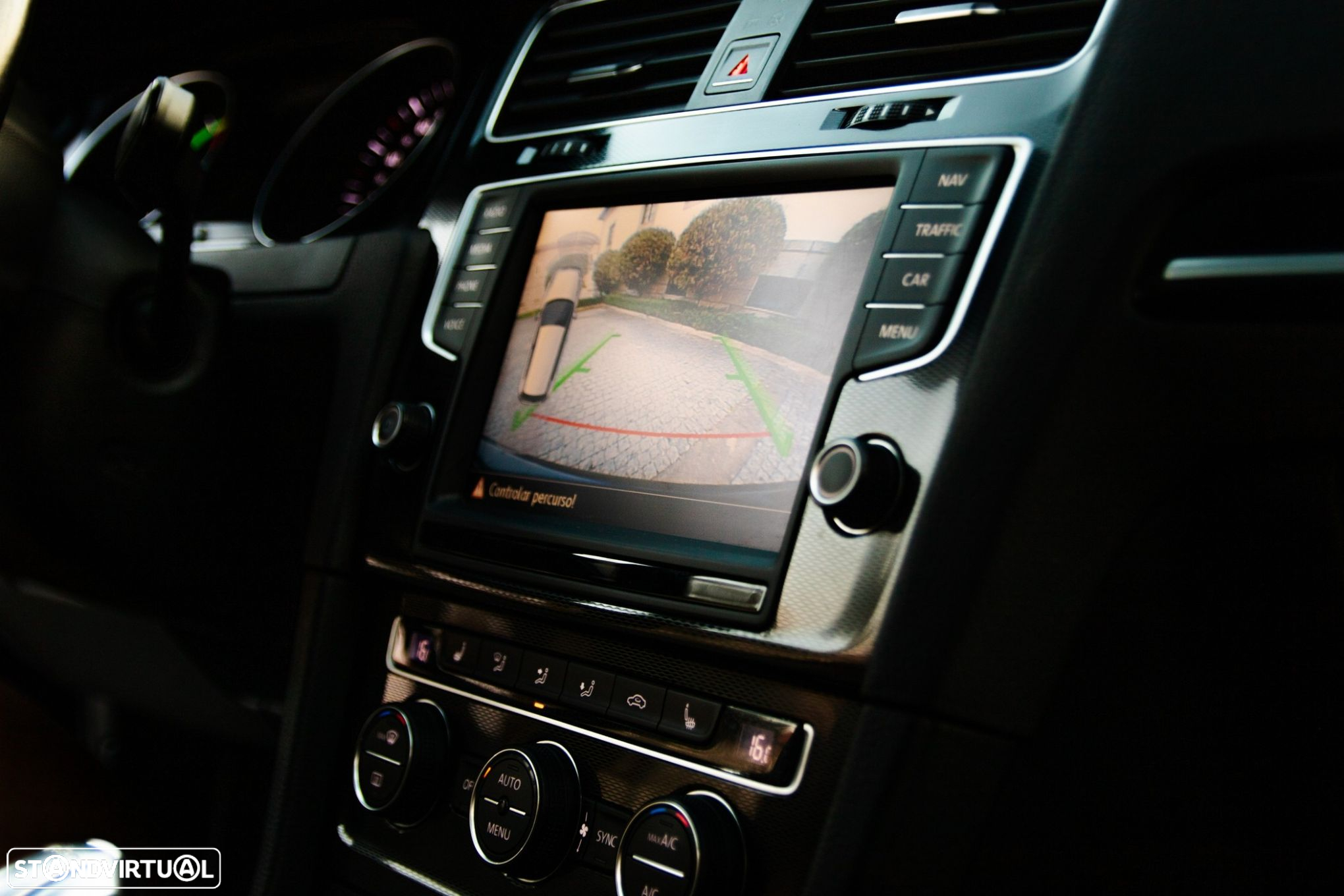 VW Golf 1.4 GTE Plug-In-Hybrid DSG - 15