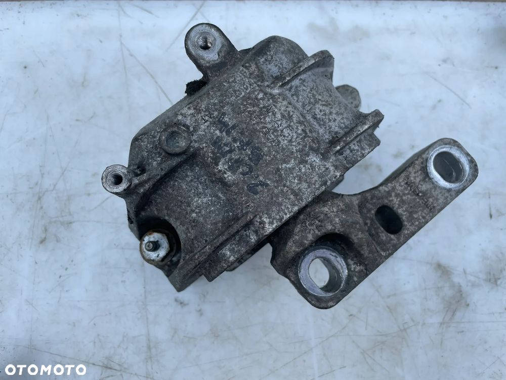 PODUSZKA ŁAPA AUDI A3 8P GOLF  V 2.0 TDI BMM 1K0199262AT - 1