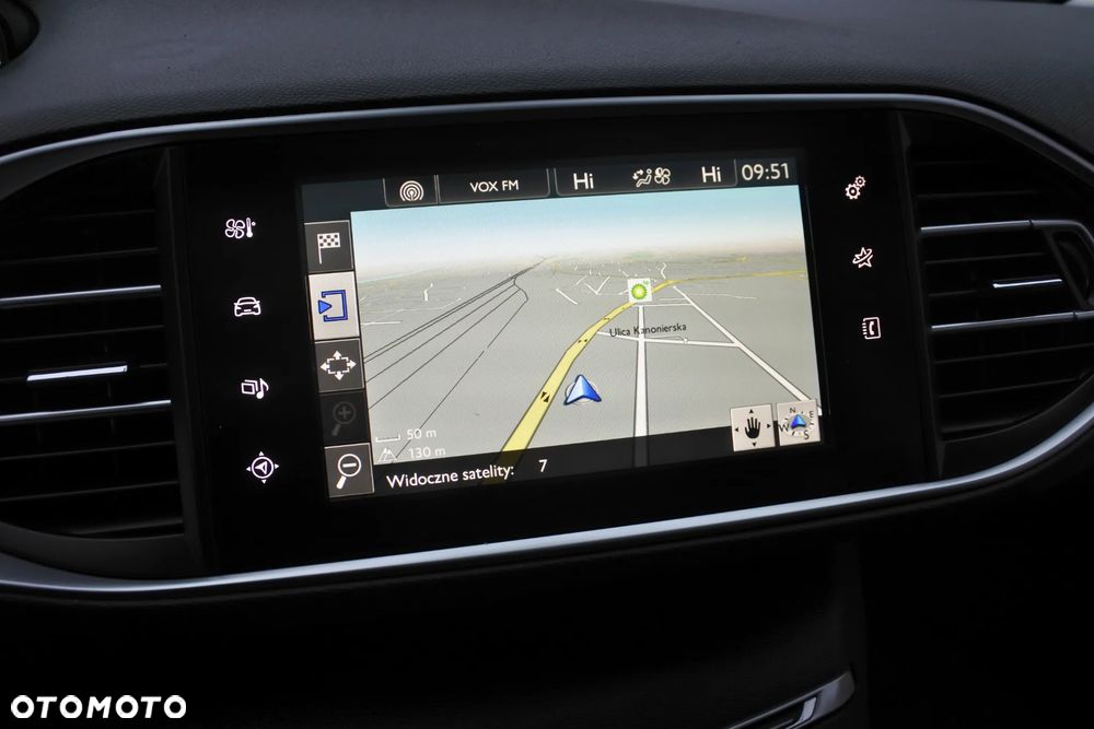 Peugeot 308 PureTech 130 GPF EAT8 Stop & Start Allure - 15