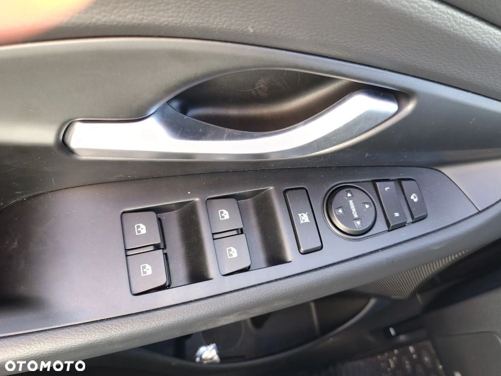 Hyundai i30 - 29