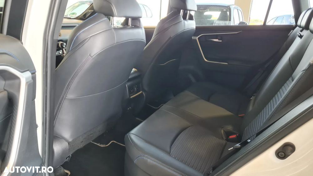 Toyota RAV4 2.5 VVT-iE 4x4 Active - 11