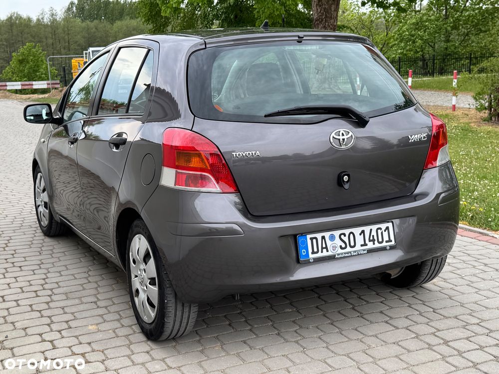 Toyota Yaris - 34