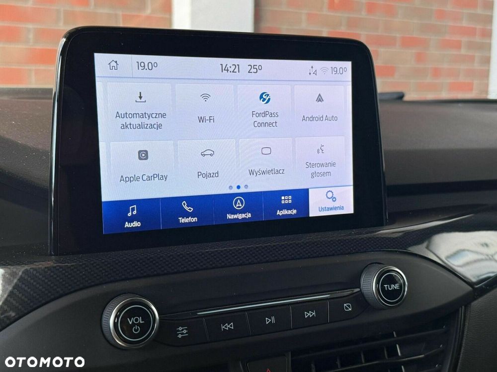 Ford Focus 1.5 EcoBoost ST-Line X - 27