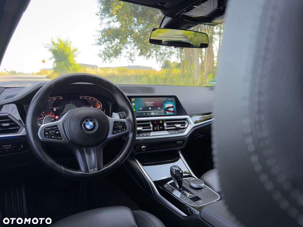 BMW Seria 3 320d Sport Line Shadow - 25