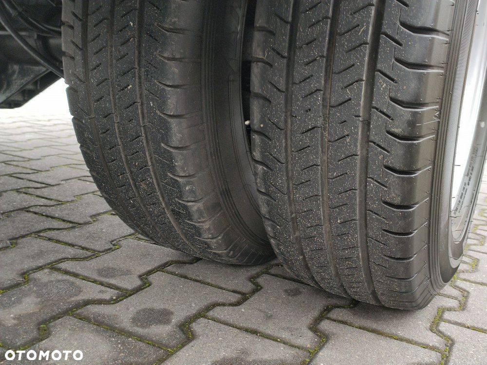 Iveco Daily 70C17 Firana Tył Drzwi Zadbany w Pełni Sprawny Super Stan - 13