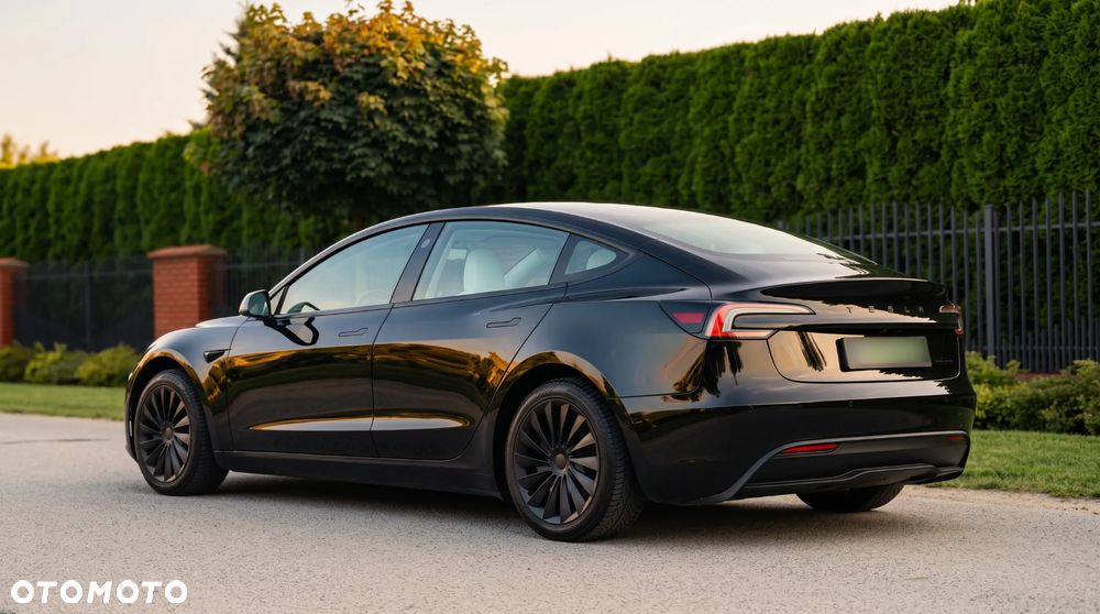 Tesla Model 3 Long Range AWD Premium - 5