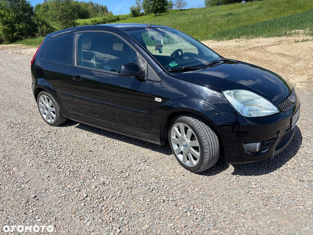 Ford Fiesta - 2