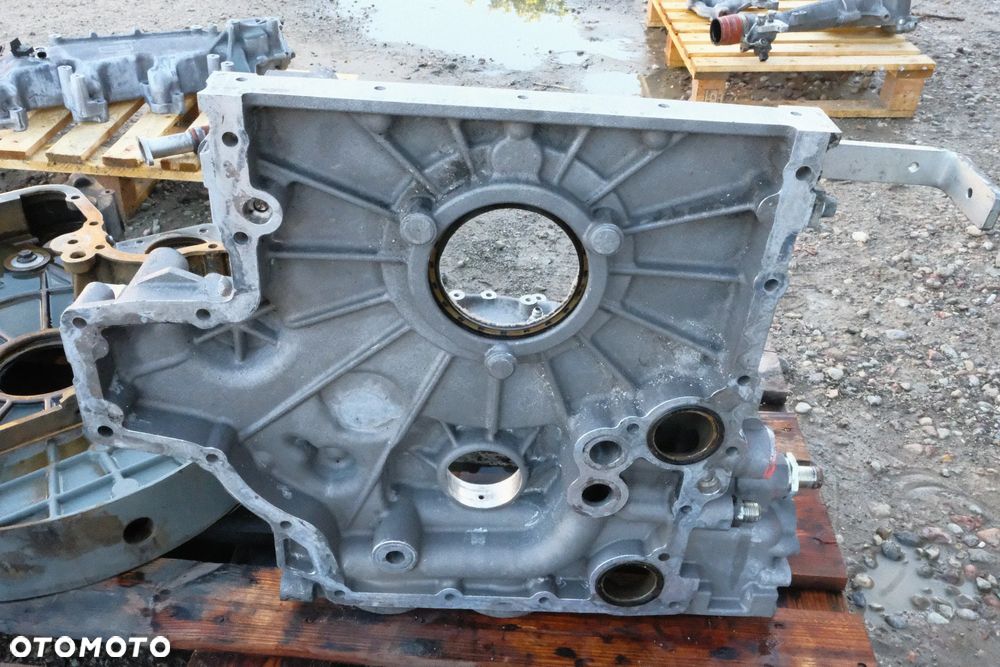 obudowa rozrządu  liebherr D934 A7  z 2018r kod 10127225, 7.014litra - 2