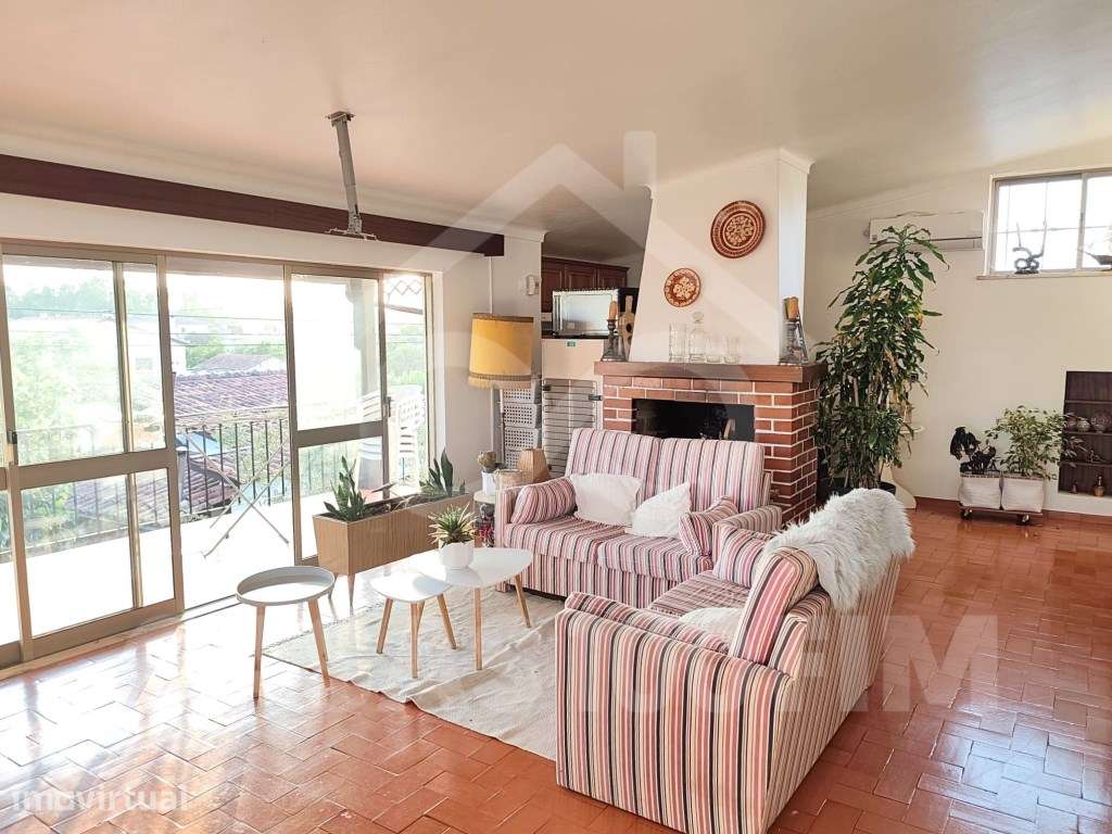 Moradia T5 com Jardim em Amieira, Marinha Grande - Grande imagem: 4/15