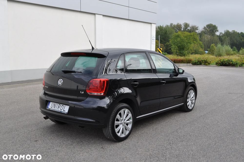 Volkswagen Polo - 8