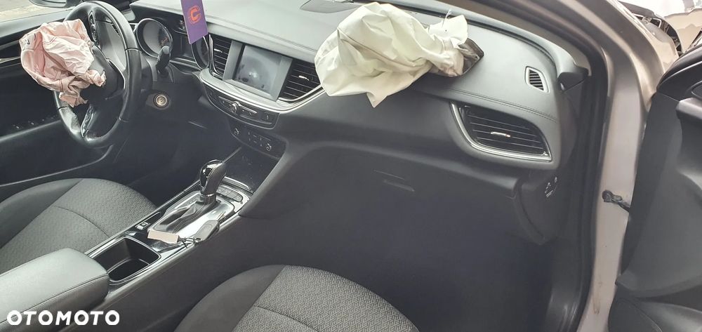 Opel Insignia - 9