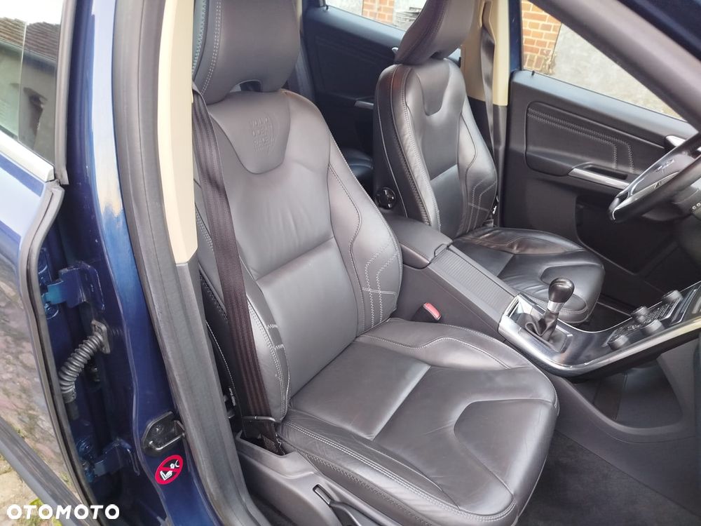 Volvo XC 60 - 19