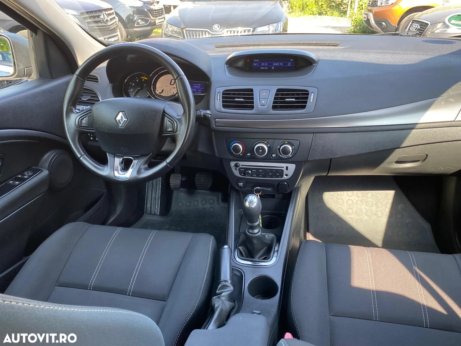 Renault Megane 1.5 dCi Dynamique - 7