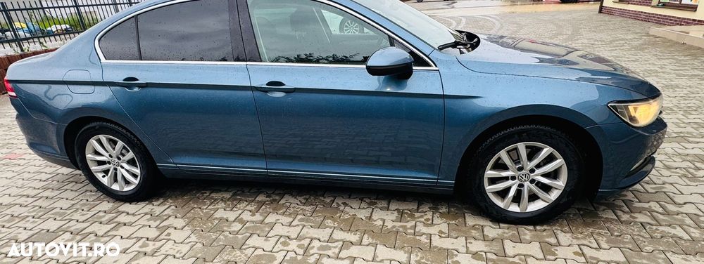 Volkswagen Passat 2.0 TDI DSG Comfortline - 4