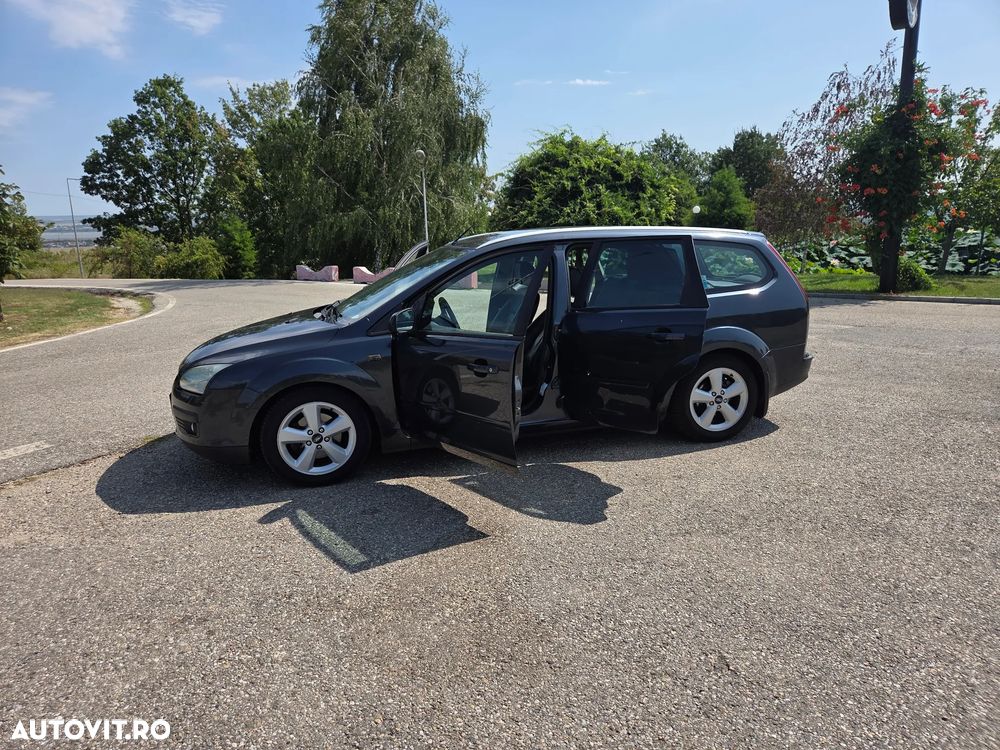 Ford Focus 1.6 TI-VCT Sport - 12
