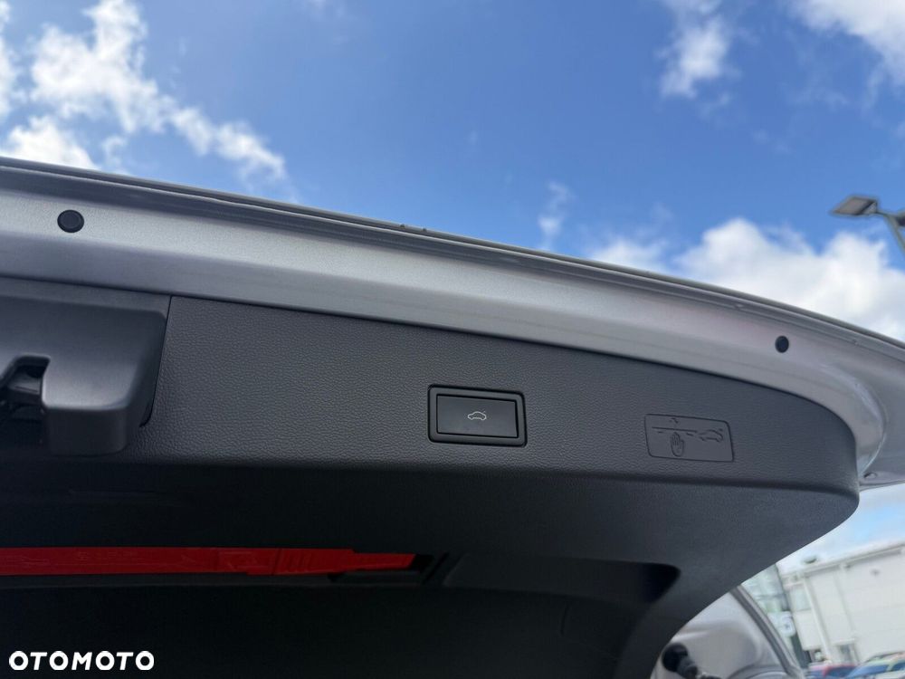 Volkswagen Golf - 21
