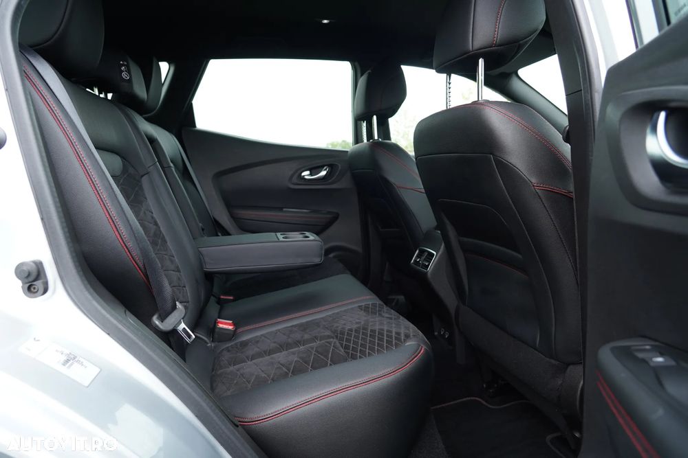 Renault Kadjar TCe 140 GPF BOSE EDITION - 16