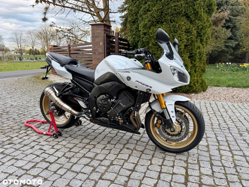 Yamaha FZ8 - 7