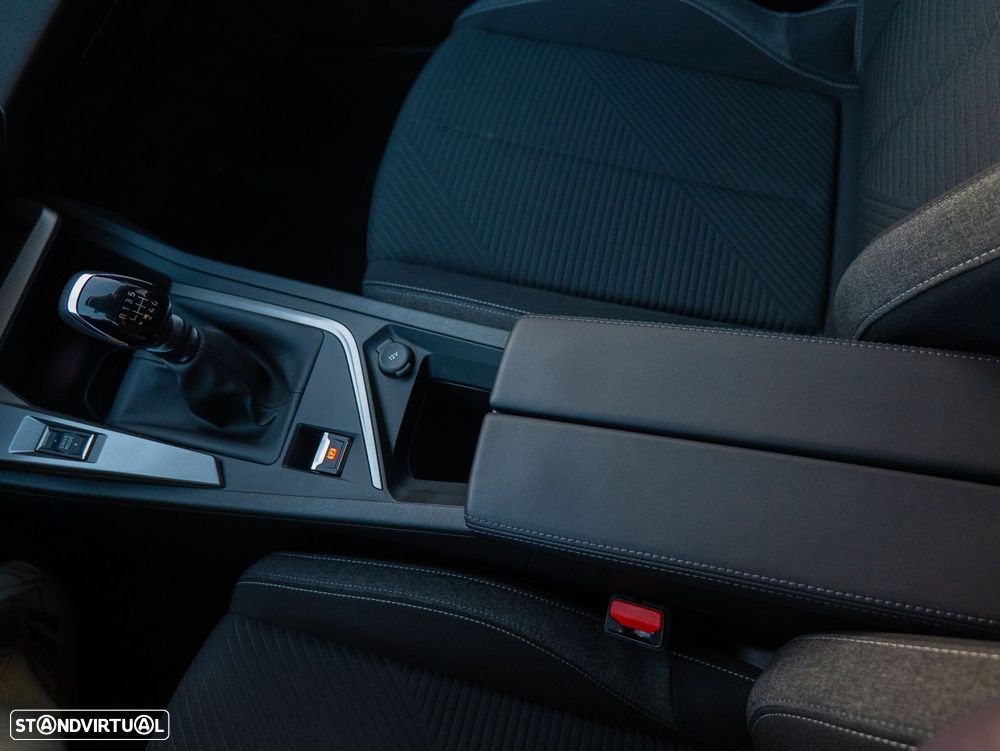 Peugeot 308 1.5 BlueHDi Active Pack - 18