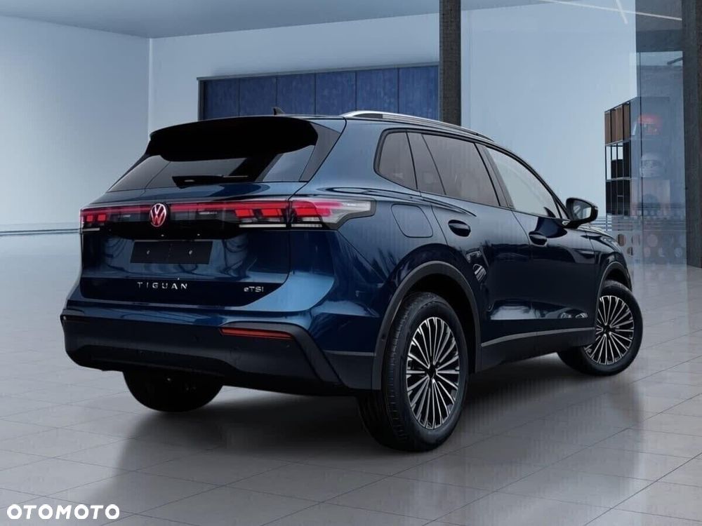 Volkswagen Tiguan - 3
