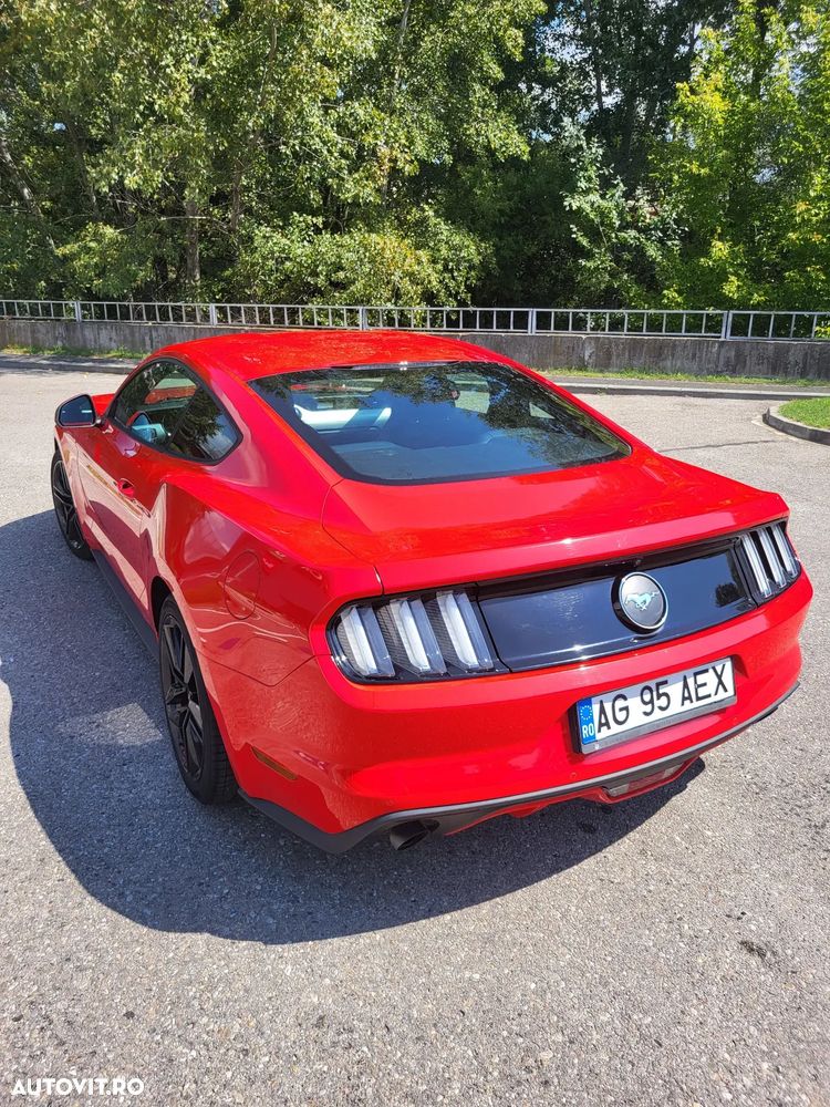 Ford Mustang 2.3 Eco Boost Aut. - 8
