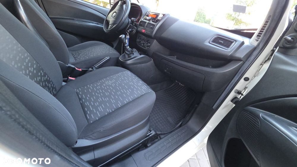 Fiat Doblo - 30