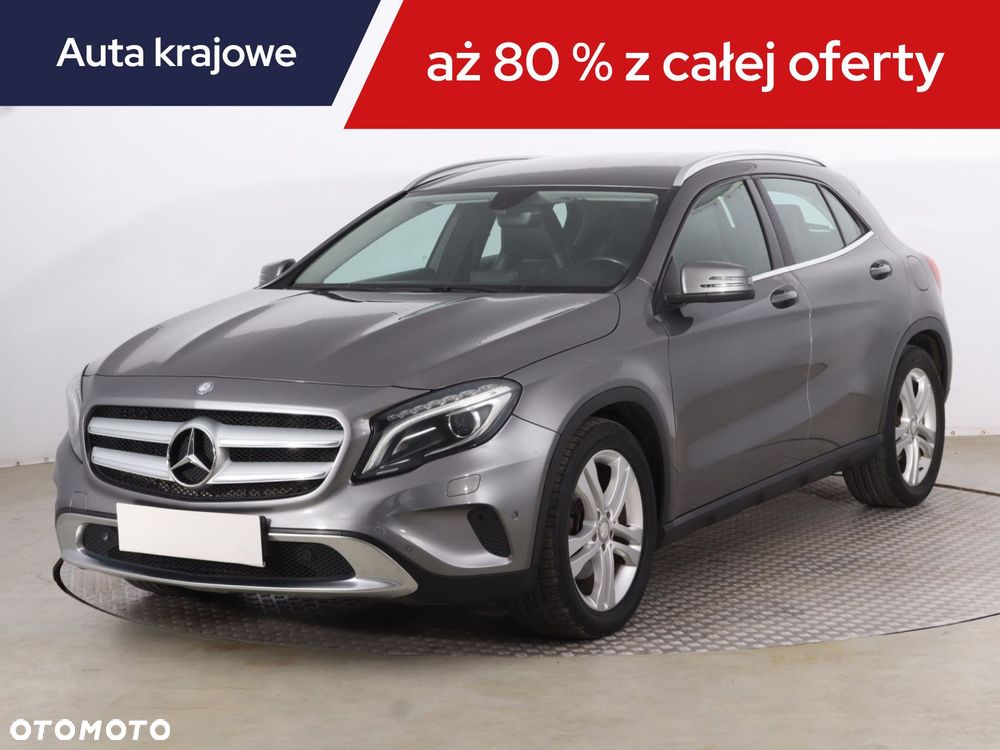 Mercedes-Benz GLA - 3