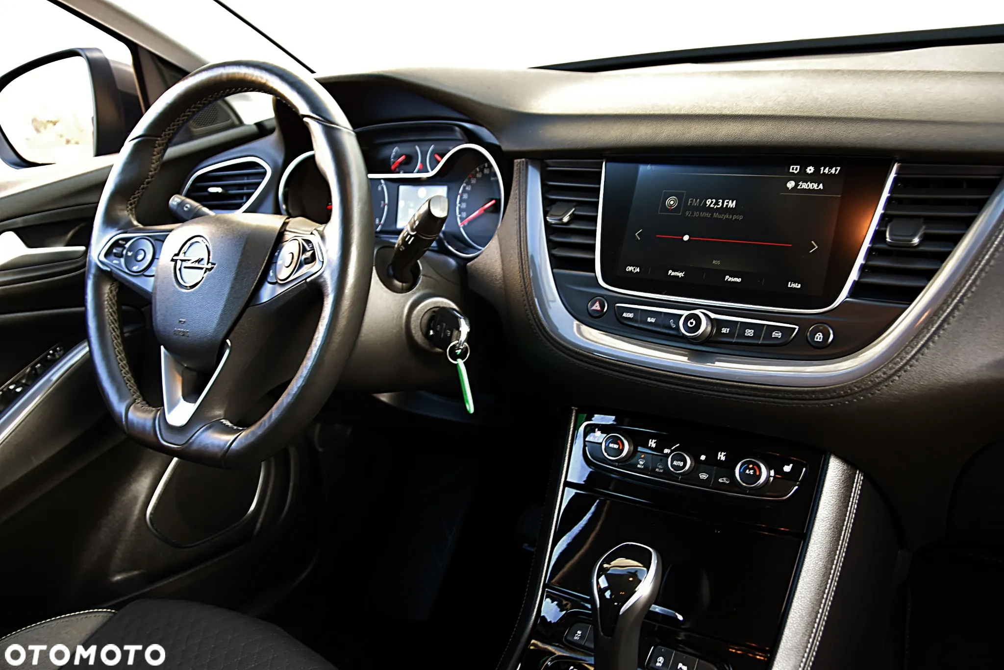 Opel Grandland X 1.6 T Elite S&S - 37