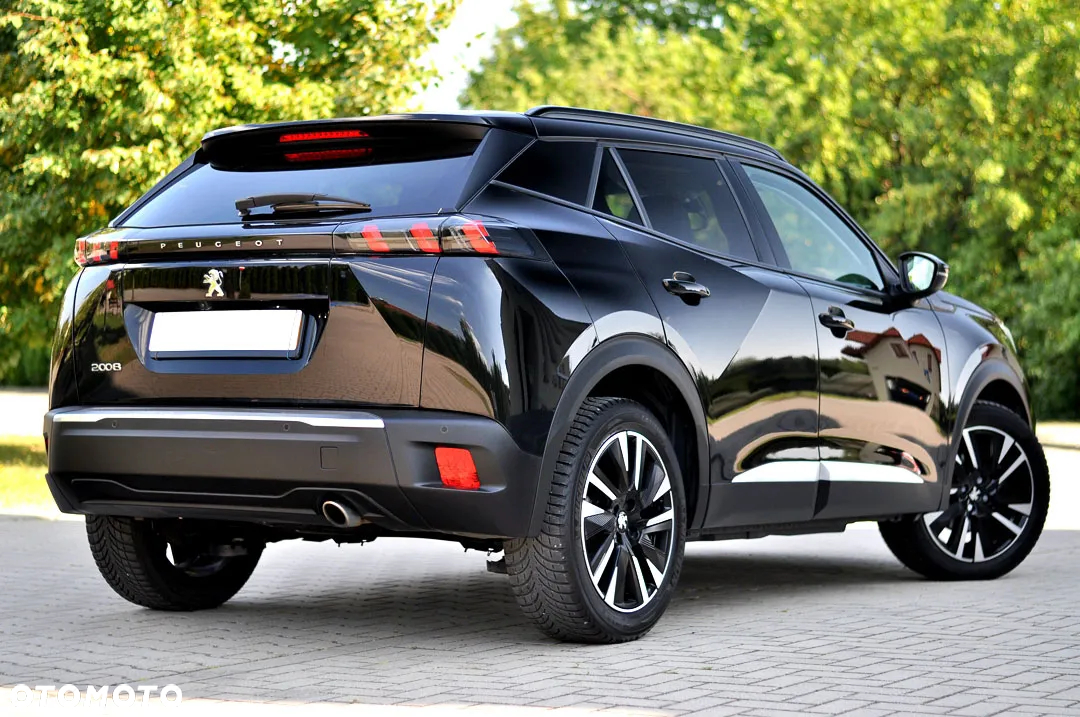 Peugeot 2008 BlueHDi 130 Allure S&S EAT8 - 8