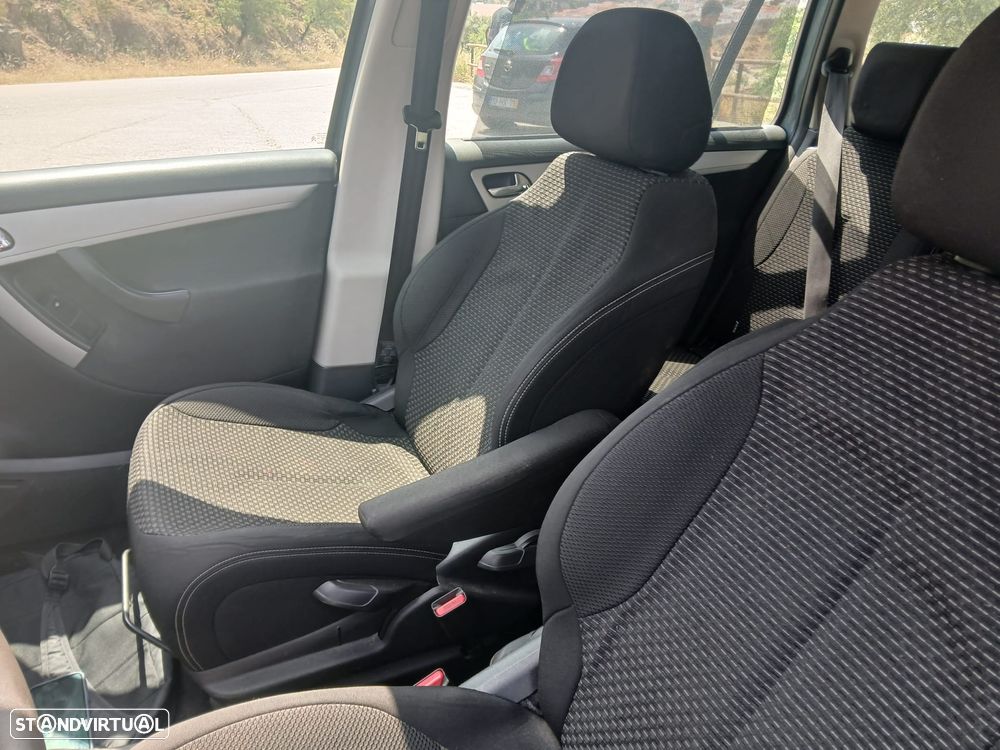 Citroën C4 Grand Picasso 1.6 HDi Confort RFM CMP6 - 8