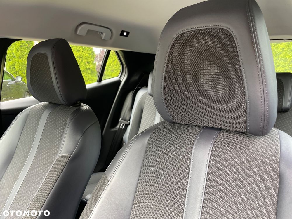 Peugeot 2008 BlueHDi 100 STOP & START Allure - 9