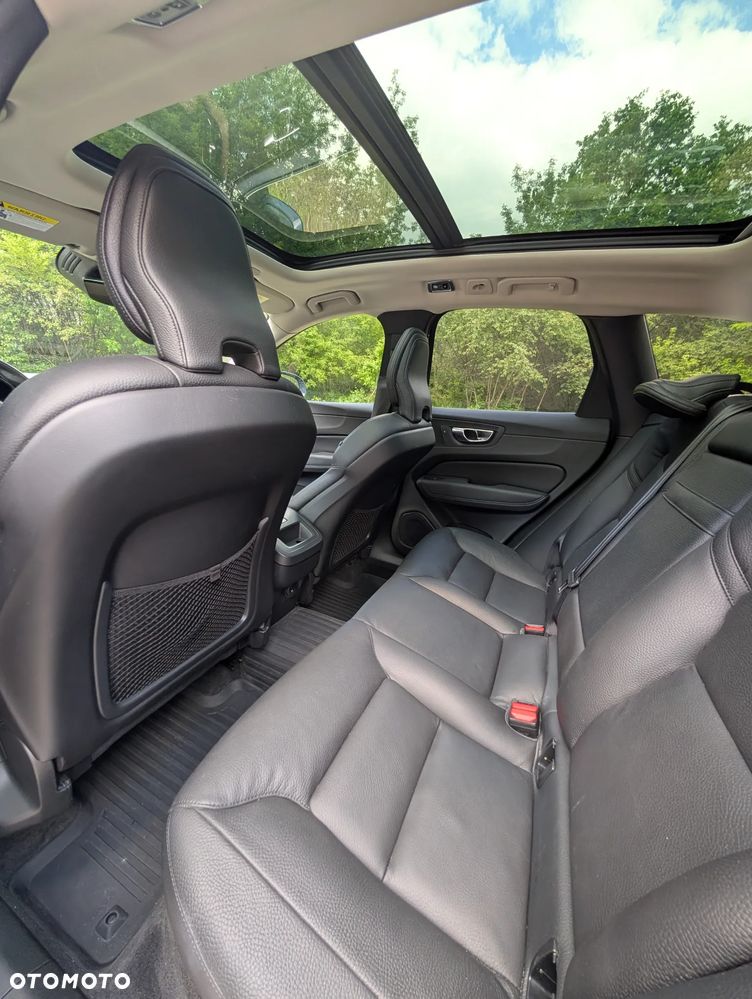 Volvo XC 60 - 24