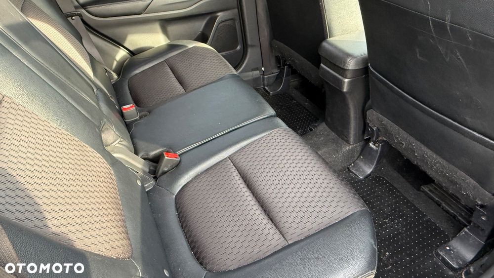 Mitsubishi Outlander 2.0 Intense Comfort 4WD CVT - 14