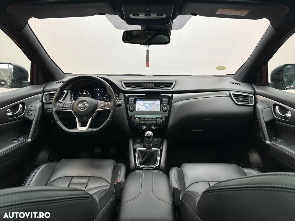 Nissan Qashqai 1.6 DCI TEKNA+ - 11