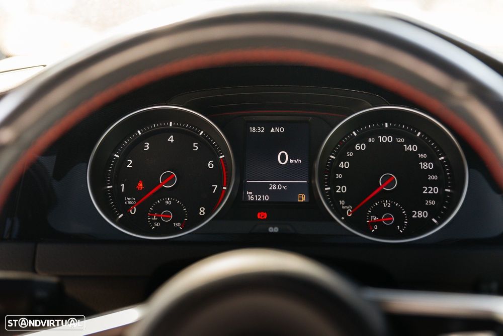 VW Golf 2.0 TSi GTi - 11