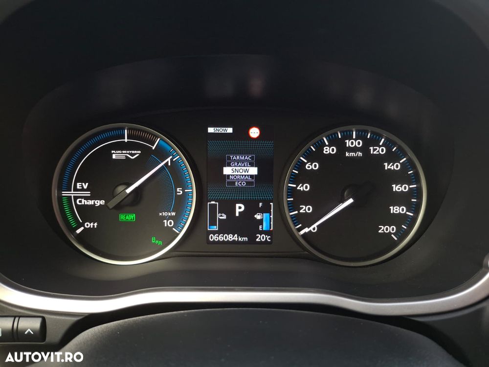 Mitsubishi Eclipse-Cross - 30