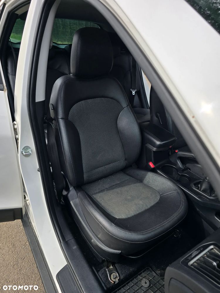 Hyundai ix35 1.7 CRDi 2WD Comfort - 31