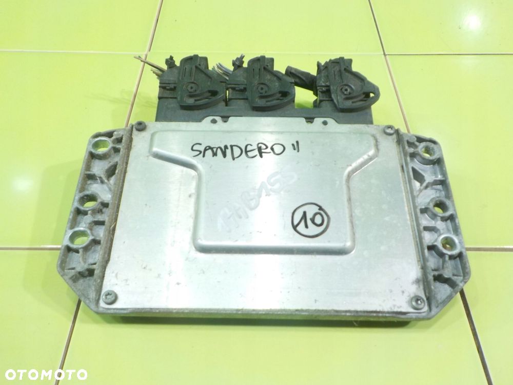 DACIA SANDERO II 1.2 B 14r HB 5D sterownik komputer silnika 237102071R - 2
