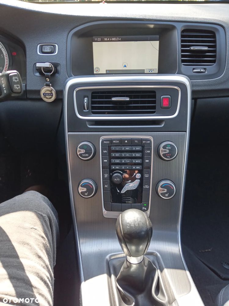 Volvo V60 D3 Summum - 22