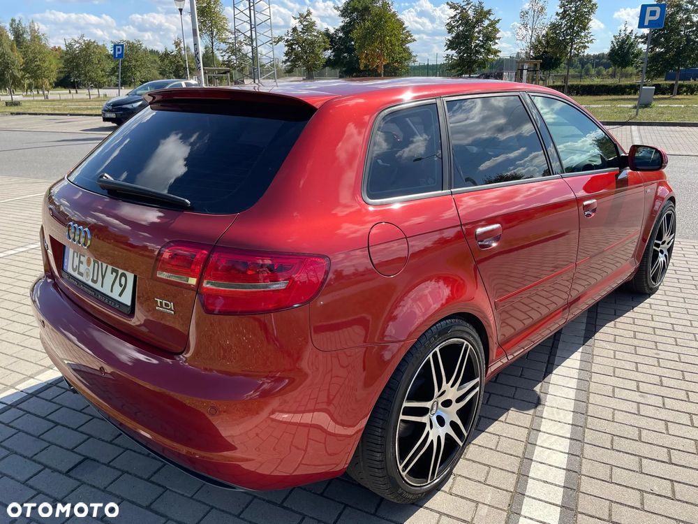 Audi A3 Sportback 2.0 TDI DPF quattro S line Sportpaket plus - 5