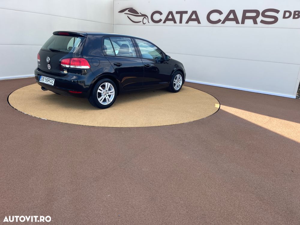 Volkswagen Golf - 17