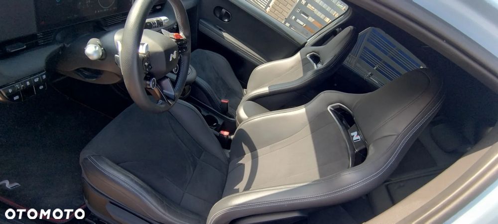 Hyundai IONIQ 5 - 6